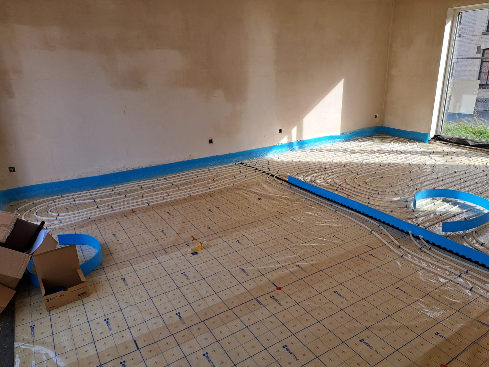 Plancher chauffant — préparation séjour
